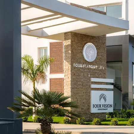 Lägenhet Cozy 1br With Terrace *