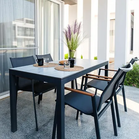 Cozy 1br With Terrace *