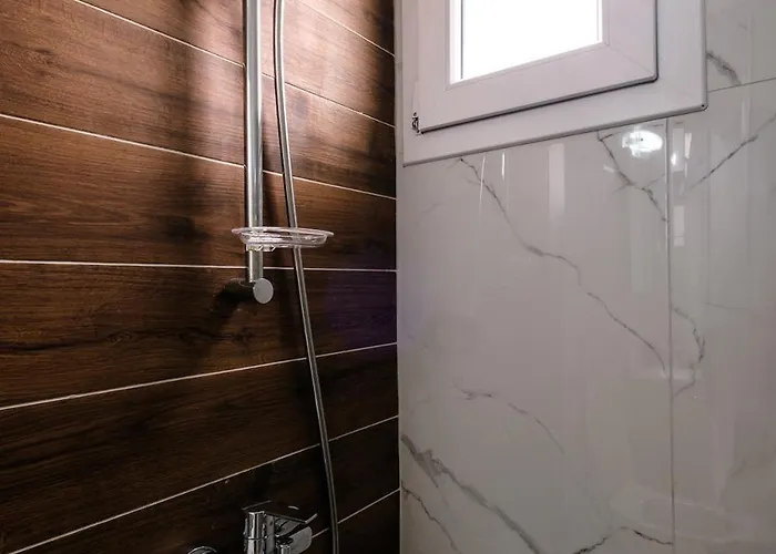 Cozy 1br With Terrace * Phrenaros