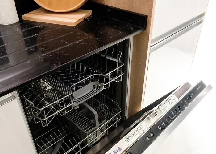 Cozy 1br With Terrace Lägenhet Phrenaros