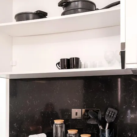 Daire Cozy 1br With Terrace *