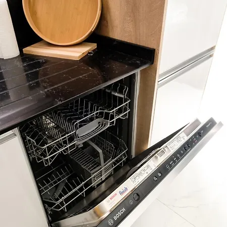 Cozy 1br With Terrace Daire Phrenaros