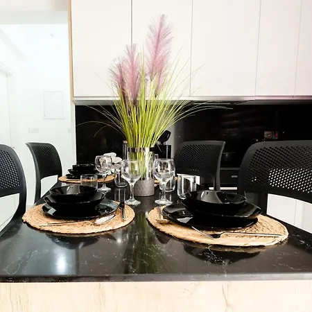 Cozy 1br With Terrace Phrenaros