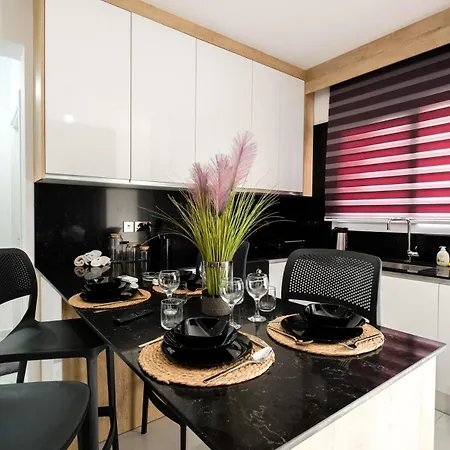 Daire Cozy 1br With Terrace *