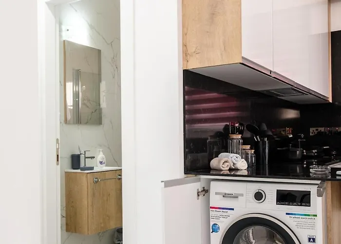 Cozy 1br With Terrace Phrenaros