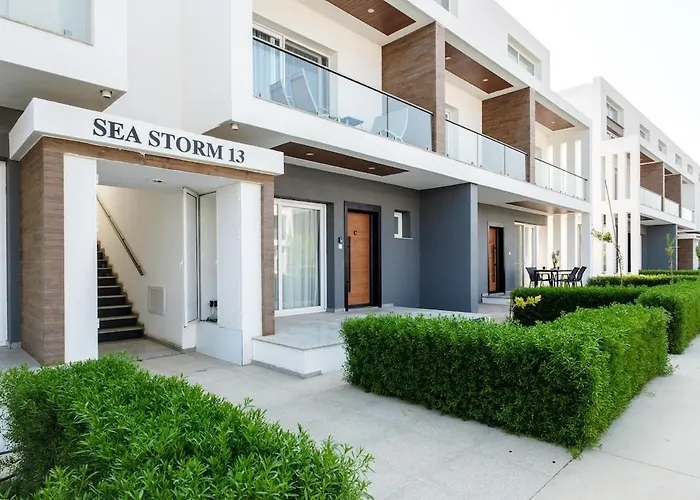 Cozy 1br With Terrace Appartamento Phrenaros