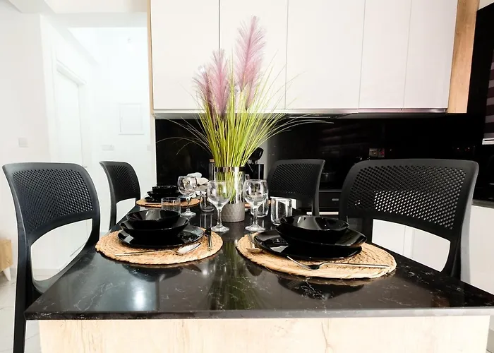 Cozy 1br With Terrace Phrenaros