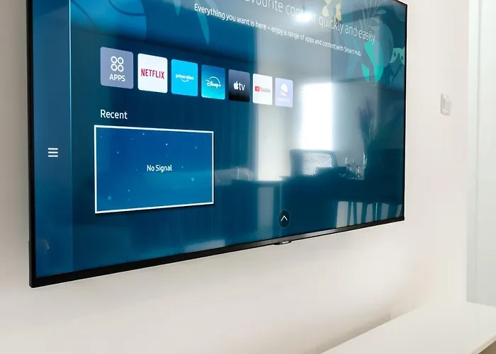 Cozy 1br With Terrace Phrenaros